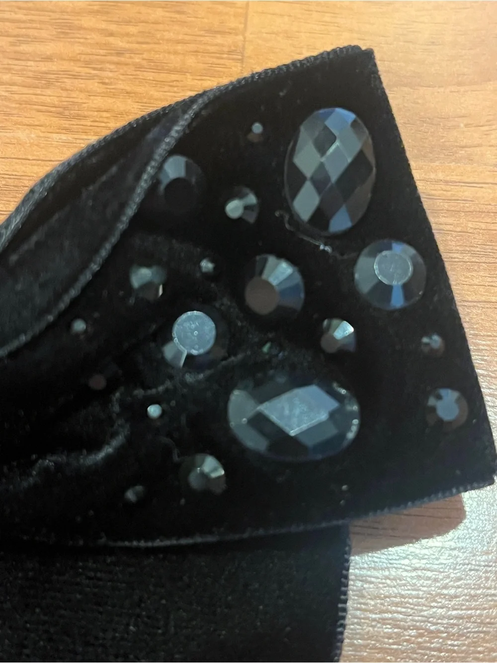 Lele Sadoughi Shirley Crystal Jet Pebble Bow - NWT